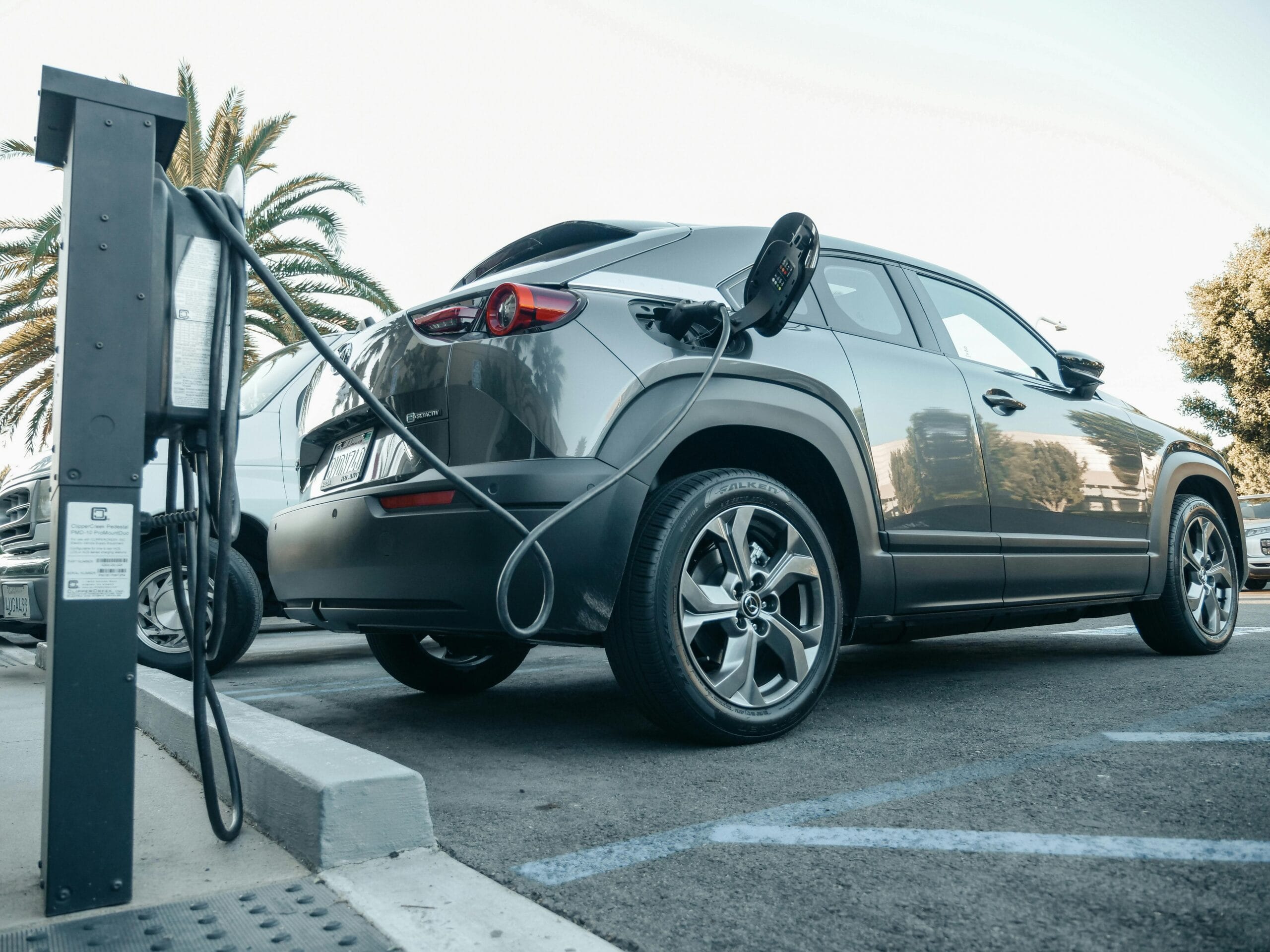electric car industry 2