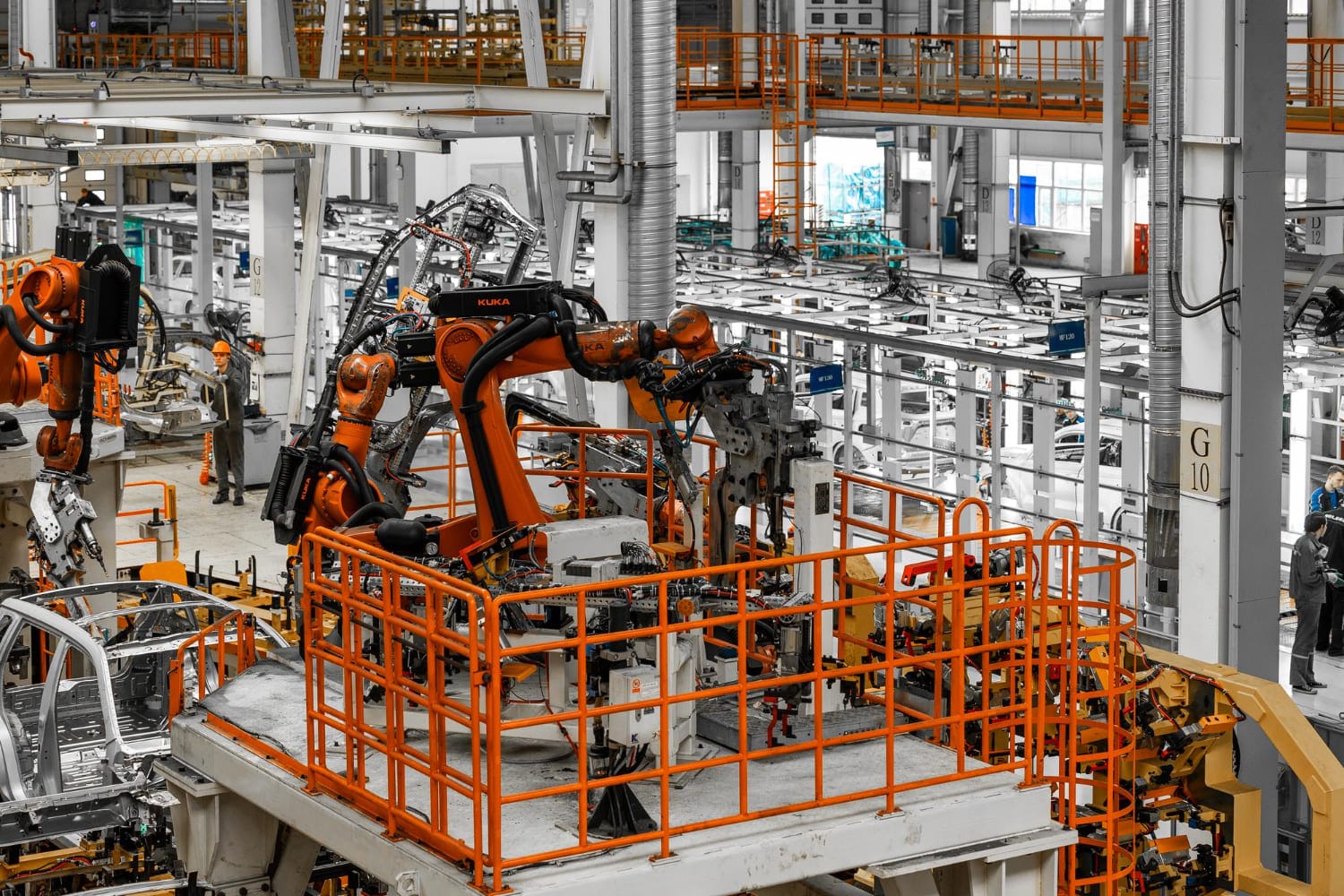 The Electric Vehicles Industry as the New Engine of Global Economic Growth
